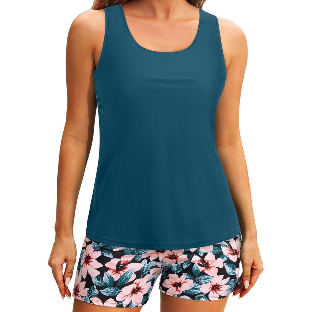 Top and Shorts 2 piece Set Tankini bathing suits